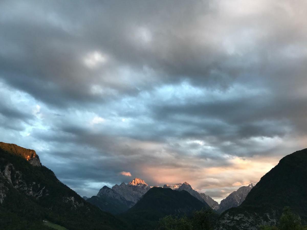 Mountain View Glamping Villa Dovje Kültér fotó